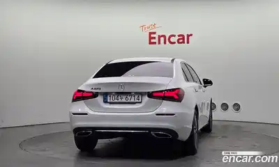 Mercedes-Benz A-Class 2021 2.0 гидро в Москве № 141976, миниатюра 4