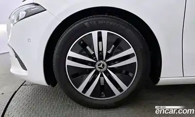 Mercedes-Benz A-Class 2021 2.0 гидро в Москве № 141976, миниатюра 5