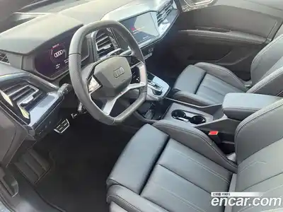 Audi Q4 e-tron 2025 гидро в Москве № 1546554, миниатюра 10