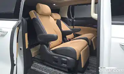 Kia Canival 2023 3.5 гидро в Москве № 1611415, миниатюра 12