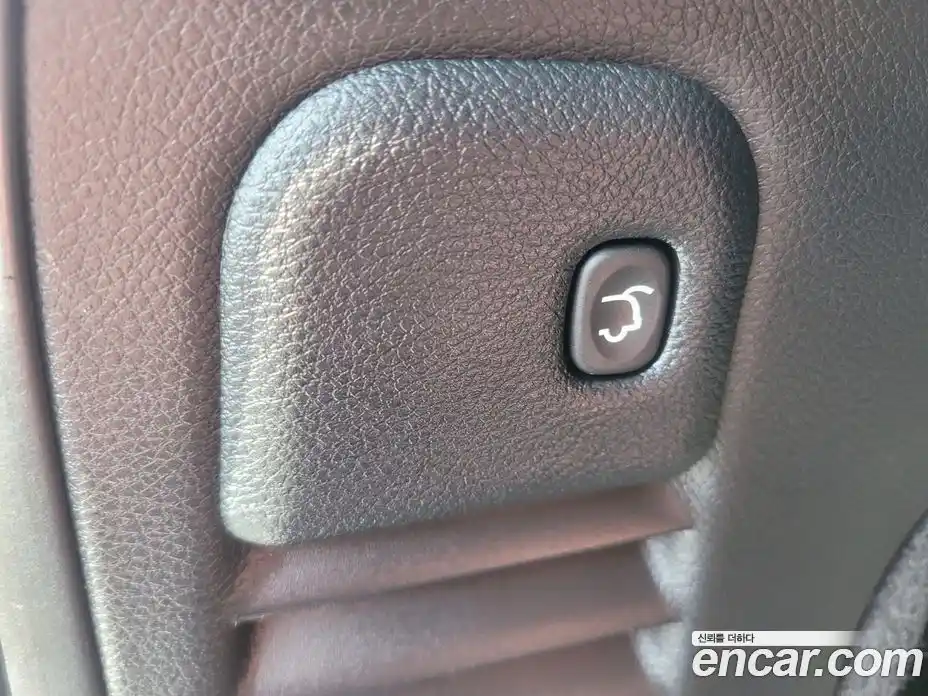 Jeep Cherokee 2021 3.6 гидро в Москве № 169944, фото 17