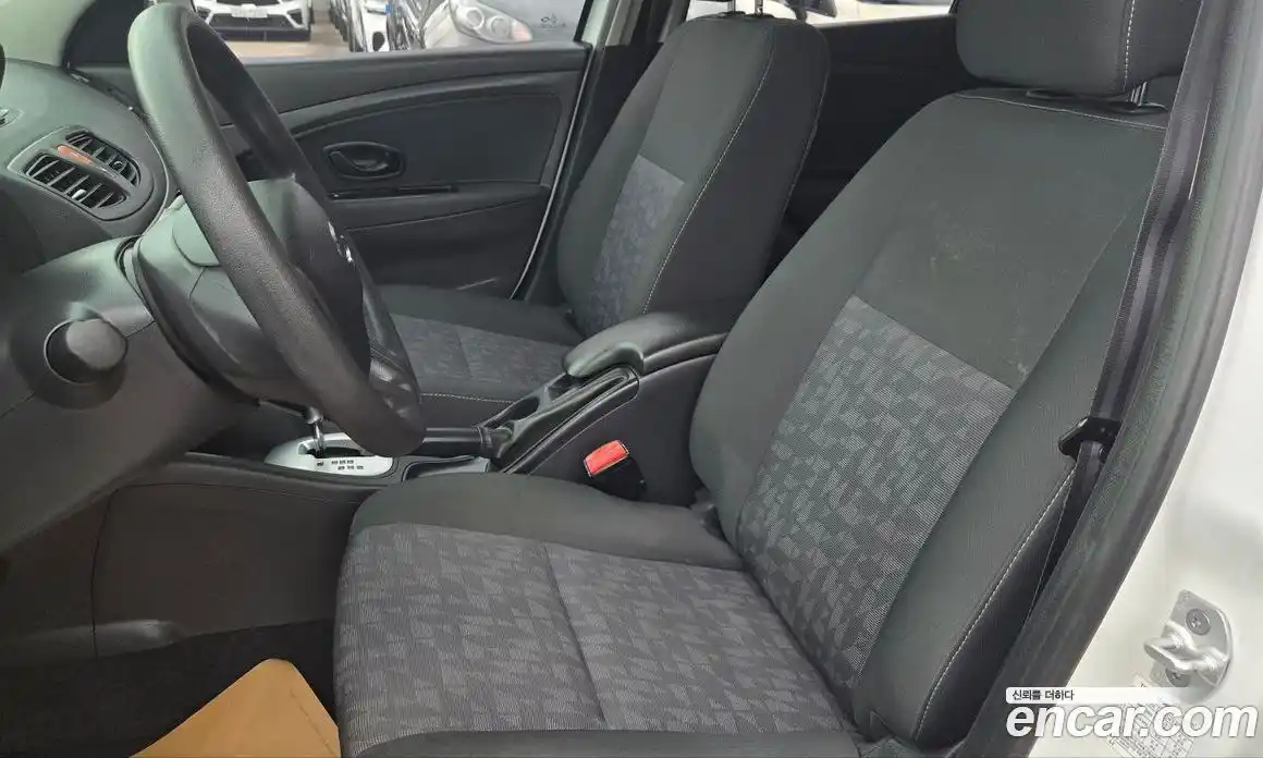 Renault SM3 2014 1.6 гидро в Москве № 186114, фото 9