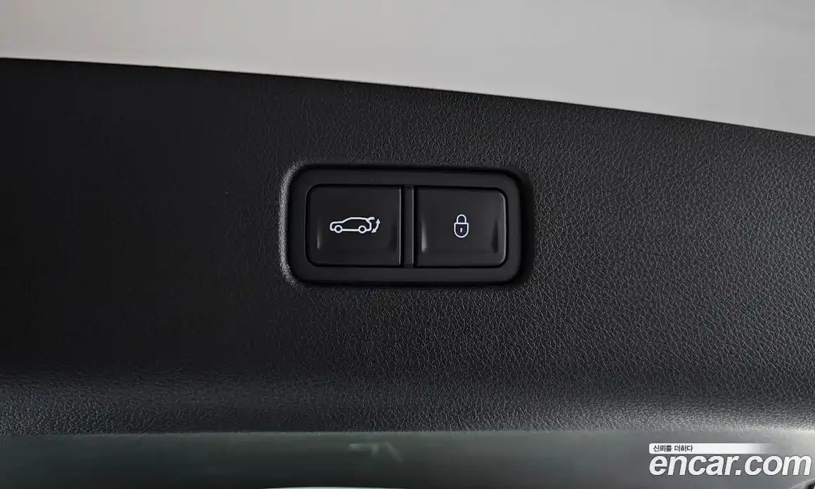 Genesis GV70 2024 2.5 гидро в Москве № 18727, фото 20