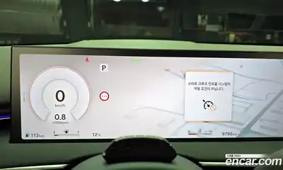 Genesis GV70 2024 2.5 гидро в Москве № 18727, миниатюра 8