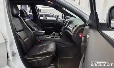 Jeep Cherokee 2014 3.0 гидро в Москве № 1919325, миниатюра 11