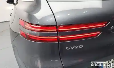 Genesis GV70 2022 2.5 гидро в Москве № 2051511, миниатюра 9