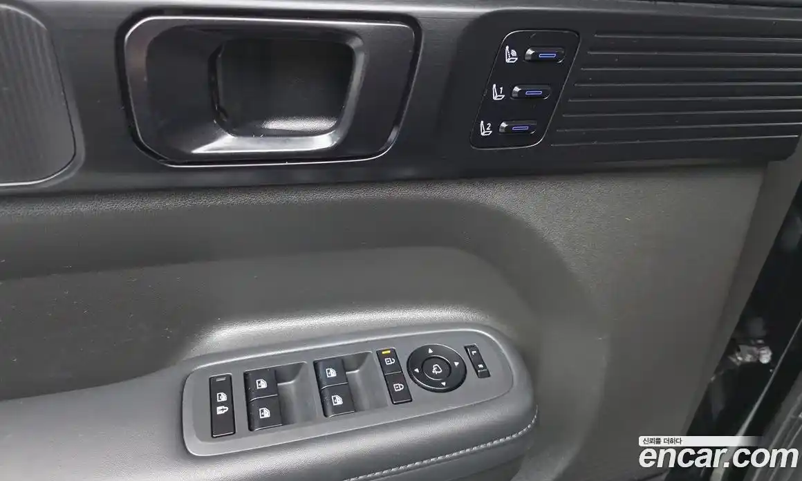 Hyundai Santa Fe 2024 1.6 гидро в Москве № 2123287, фото 17