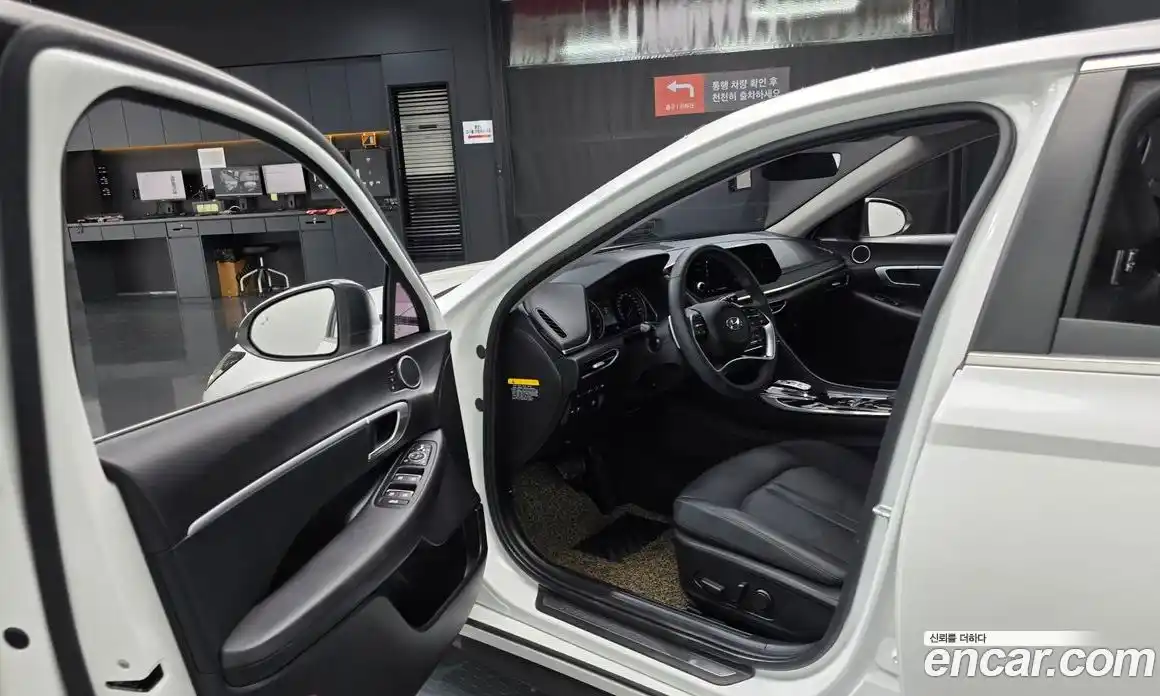 Hyundai Sonata 2019 2.0 гидро в Москве № 2123675, фото 12