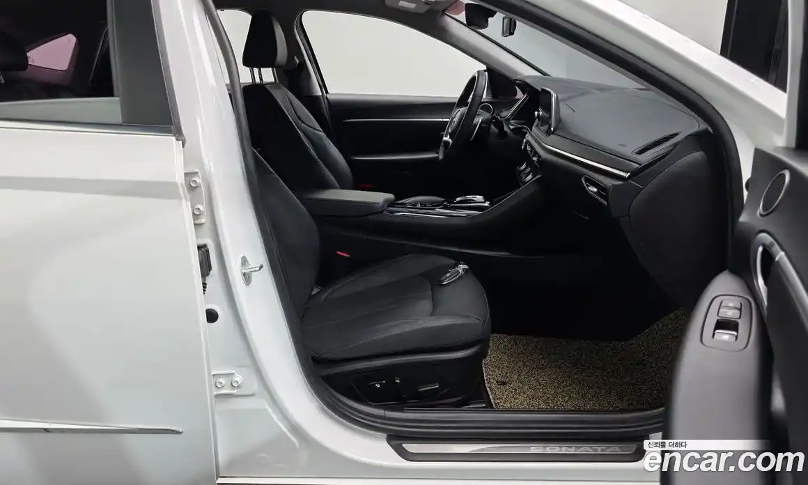 Hyundai Sonata 2019 2.0 гидро в Москве № 2123675, фото 16