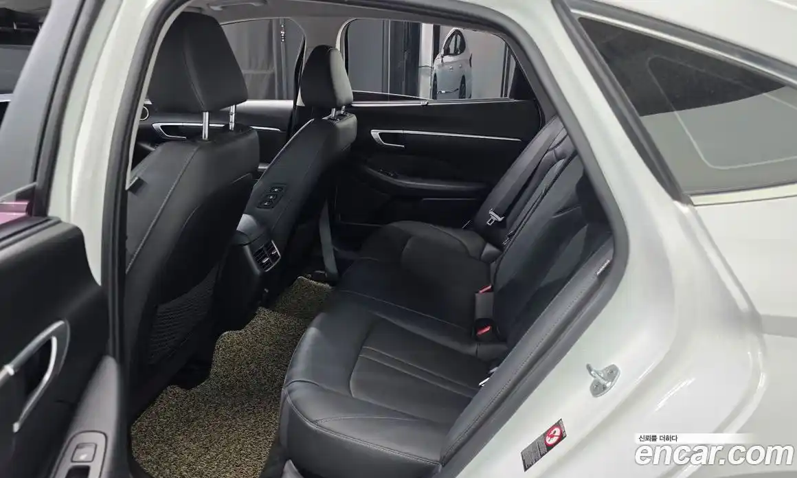 Hyundai Sonata 2019 2.0 гидро в Москве № 2123675, фото 17