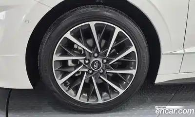 Hyundai Sonata 2019 2.0 гидро в Москве № 2123675, миниатюра 4