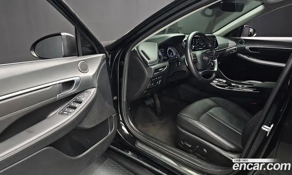 Hyundai Sonata 2022 2.0 гидро в Москве № 2123693, фото 17
