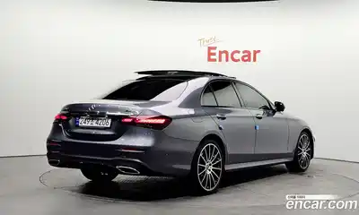 Mercedes-Benz E-Class 2023 2.0 гидро в Москве № 2123798, миниатюра 2