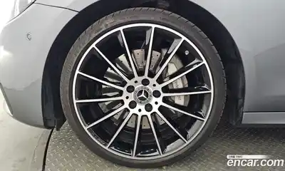 Mercedes-Benz E-Class 2023 2.0 гидро в Москве № 2123798, миниатюра 5