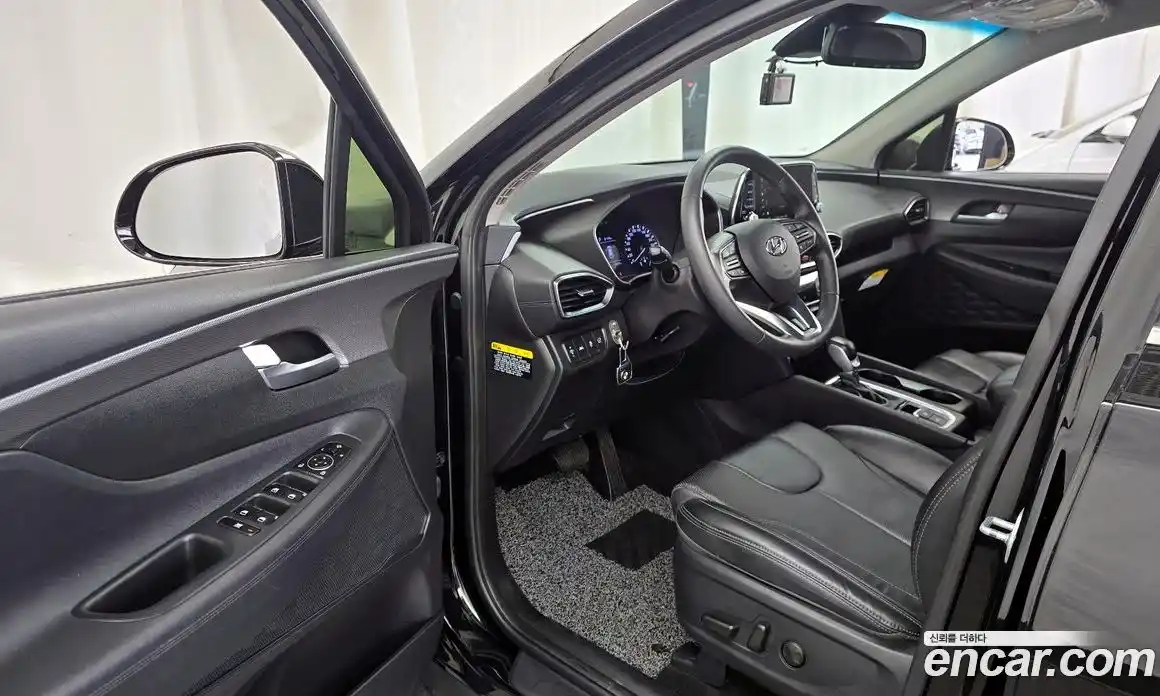 Hyundai Santa Fe 2019 2.0 гидро в Москве № 2123808, фото 13