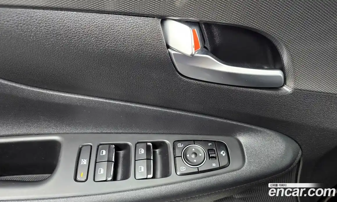 Hyundai Santa Fe 2019 2.0 гидро в Москве № 2123808, фото 28