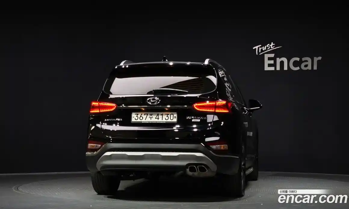 Hyundai Santa Fe 2019 2.0 гидро в Москве № 2123808, фото 4