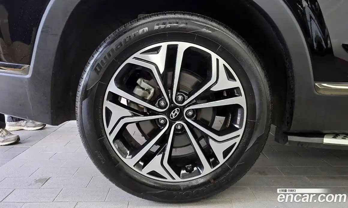 Hyundai Santa Fe 2019 2.0 гидро в Москве № 2123808, фото 5