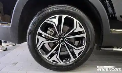 Hyundai Santa Fe 2019 2.0 гидро в Москве № 2123808, миниатюра 5