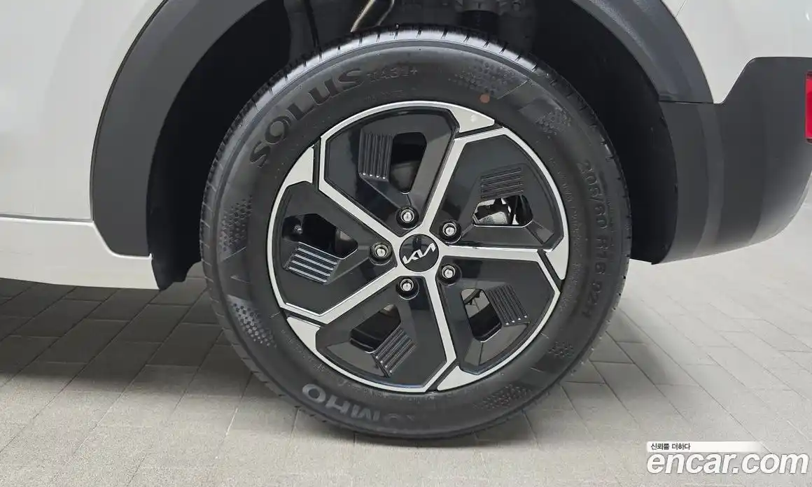 Kia Niro 2025 1.6 гидро в Москве № 2124063, фото 7
