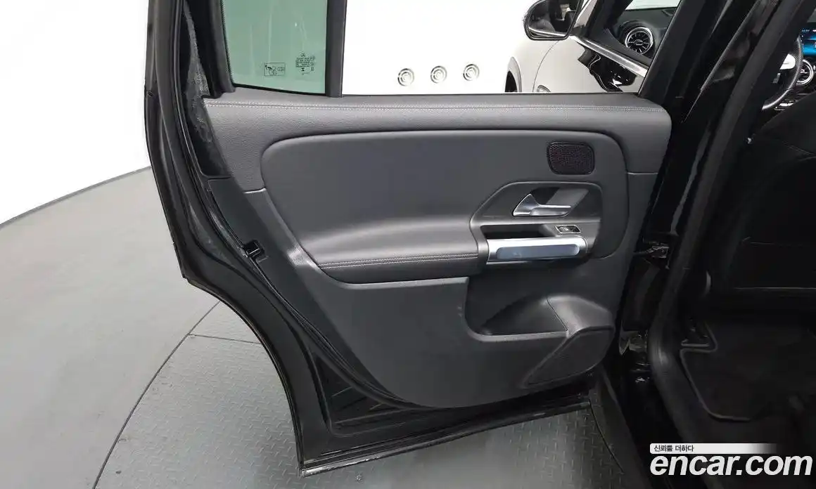 Mercedes-Benz EQB 2023 0.2 гидро в Москве № 2124188, фото 14