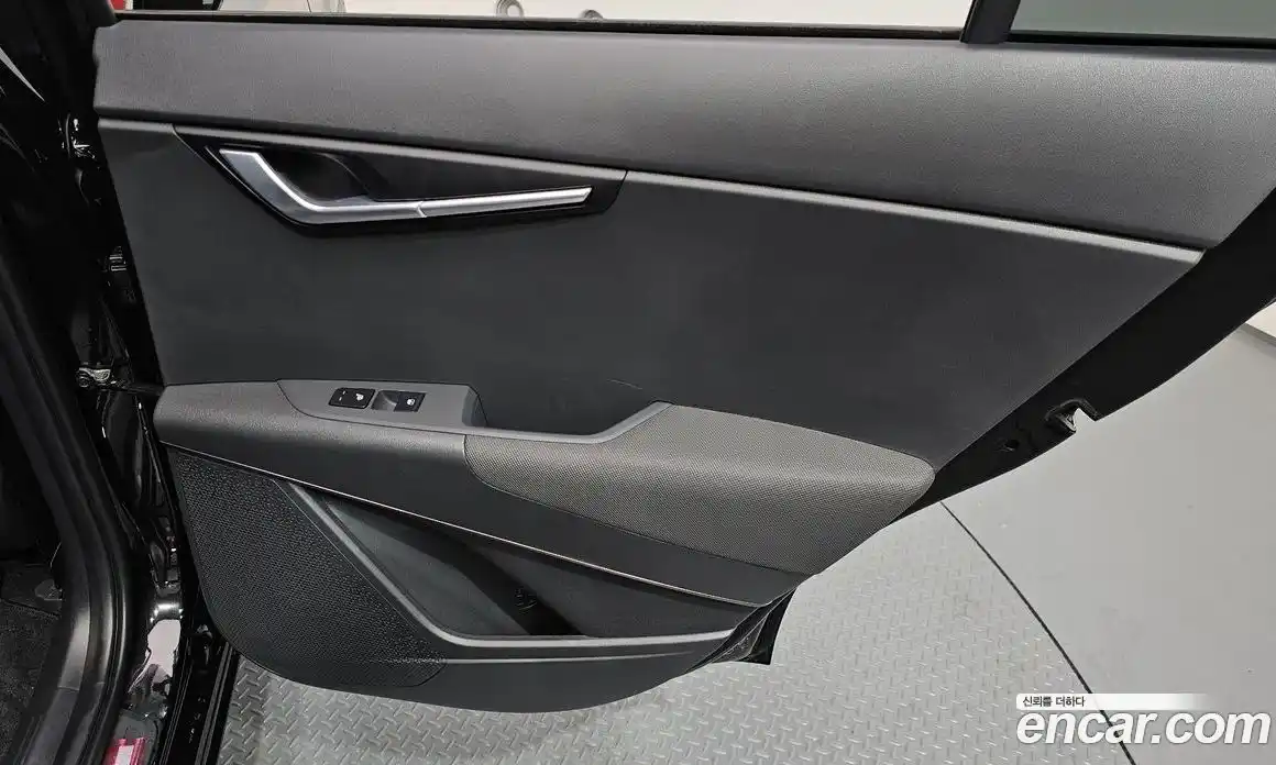 Kia Niro 2023 0.2 гидро в Москве № 2124239, фото 15