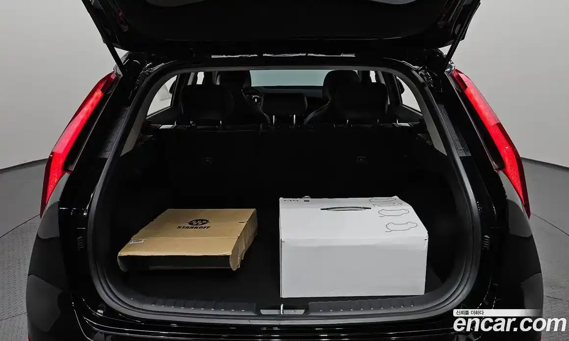 Kia Niro 2023 0.2 гидро в Москве № 2124239, фото 26
