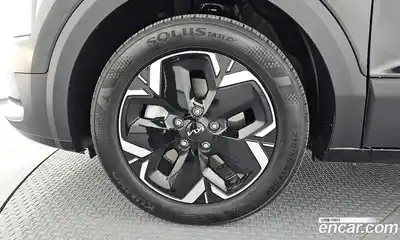 Kia Niro 2023 0.2 гидро в Москве № 2124239, миниатюра 5