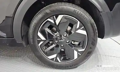 Kia Niro 2023 0.2 гидро в Москве № 2124239, миниатюра 7