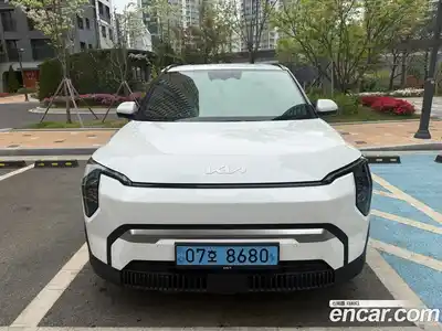 Kia EV3 2024 0.2 гидро в Москве № 2124353, миниатюра 3