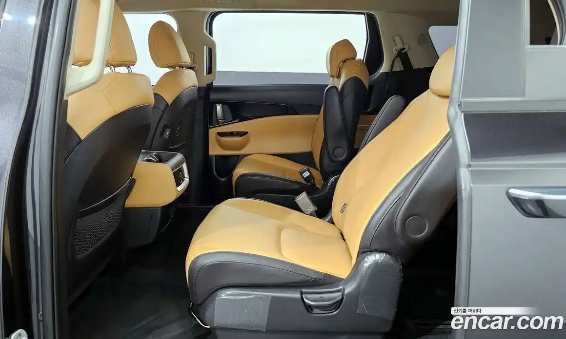 Kia Canival 2023 2.2 гидро в Москве № 2124362, фото 12