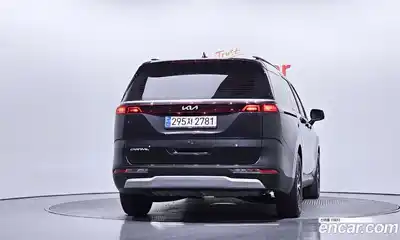 Kia Canival 2023 2.2 гидро в Москве № 2124362, миниатюра 4