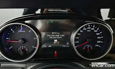 Kia Canival 2023 2.2 гидро в Москве № 2124362, миниатюра 8