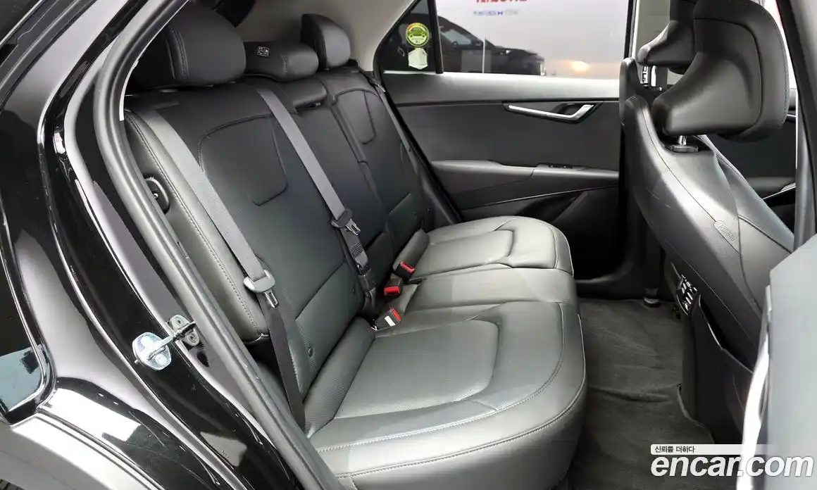 Kia Niro 2023 гидро в Москве № 2124374, фото 17