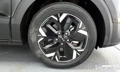 Kia Niro 2023 гидро в Москве № 2124374, миниатюра 7