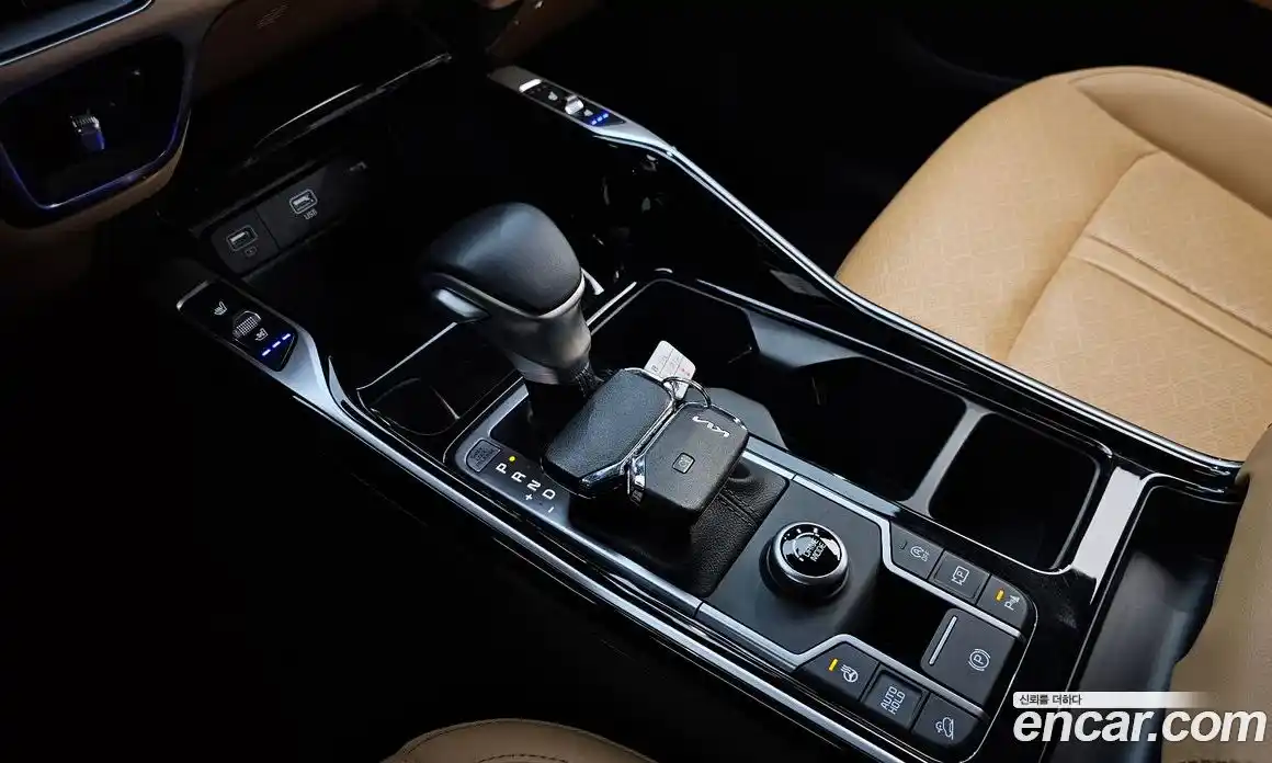 Kia Sorento 2023 2.2 гидро в Москве № 2124585, фото 9