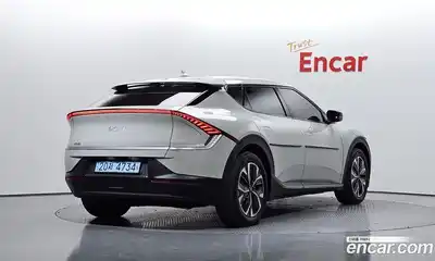Kia EV6 2022 0.1 гидро в Москве № 2124626, миниатюра 2