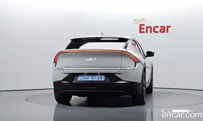 Kia EV6 2022 0.1 гидро в Москве № 2124626, миниатюра 4