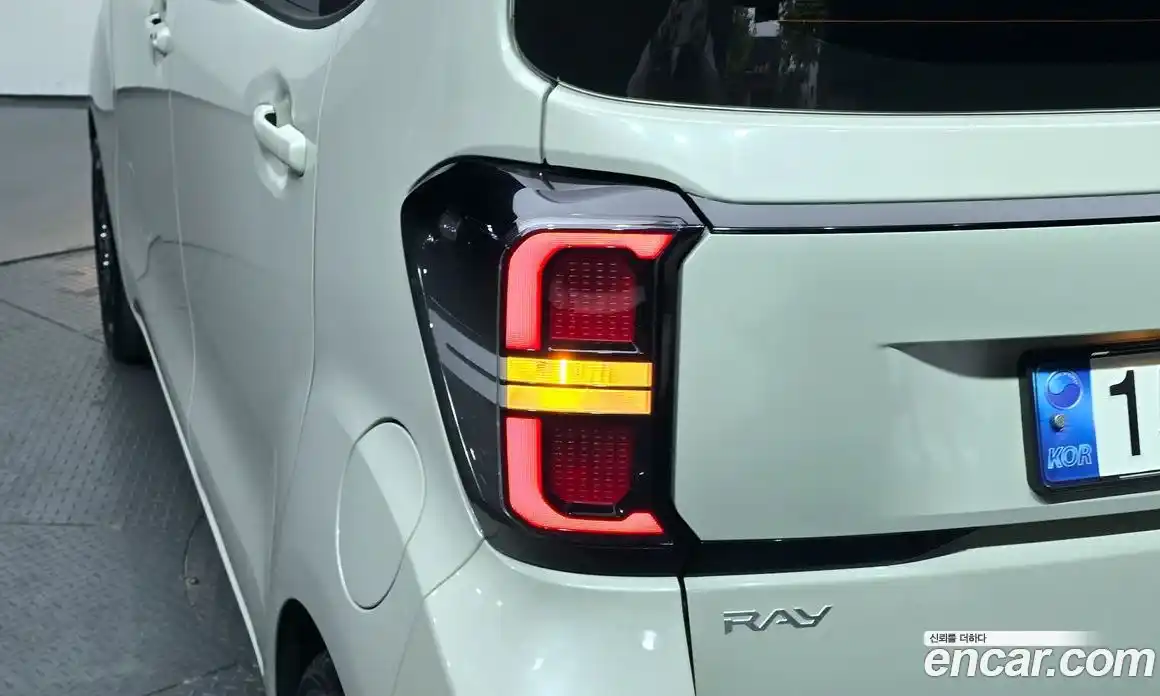 Kia Ray 2022 1.0 гидро в Москве № 2124769, фото 8