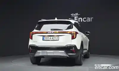 Kia Seltos 2022 1.6 гидро в Москве № 2125024, миниатюра 4