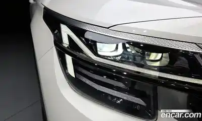 Kia Seltos 2022 1.6 гидро в Москве № 2125024, миниатюра 8