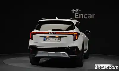 Kia Seltos 2023 1.6 гидро в Москве № 2125233, миниатюра 4