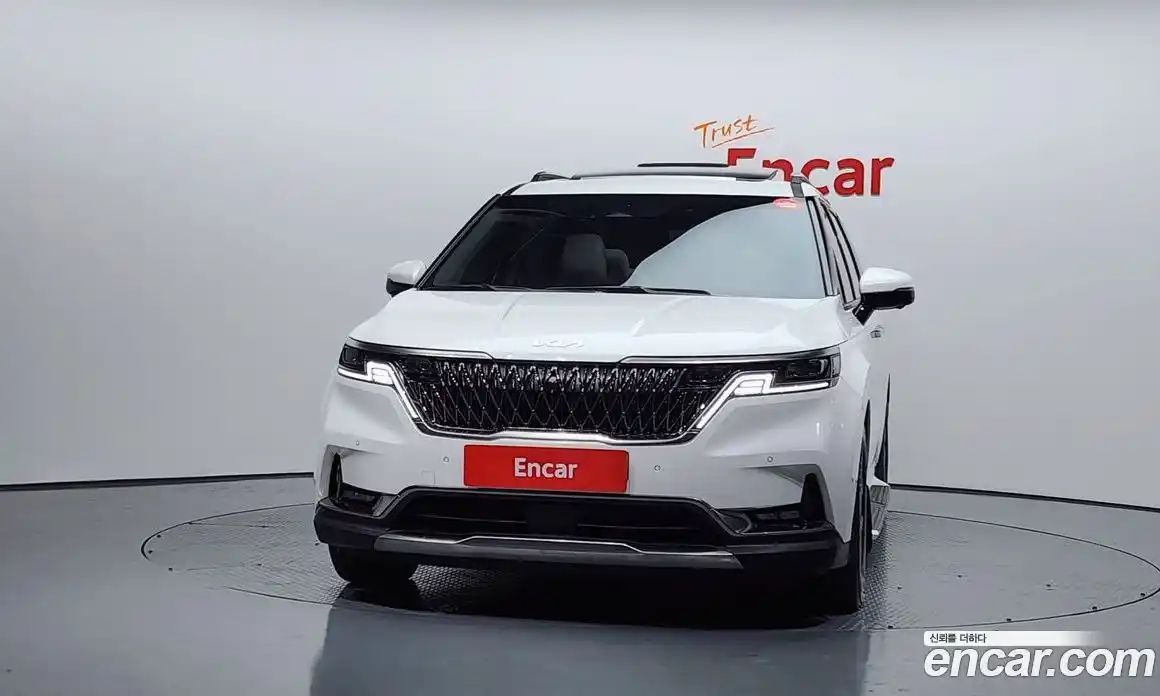 Kia Canival 2023 2.2 гидро в Москве № 2125309, фото 3