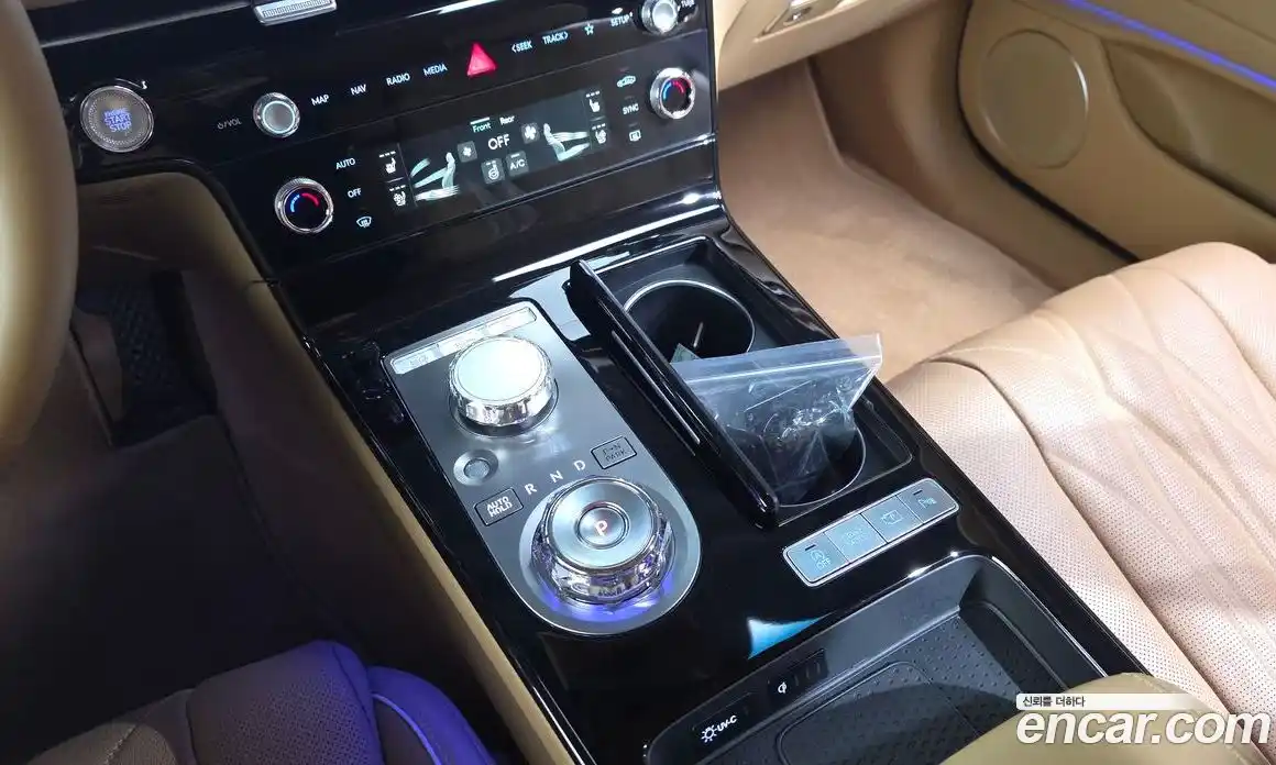 Genesis G80 2024 2.5 гидро в Москве № 2125472, фото 12