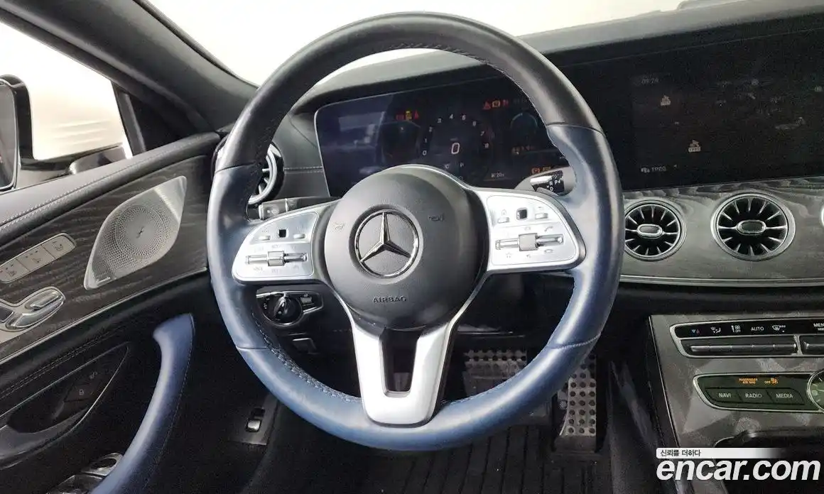 Mercedes-Benz CLS-Class 2020 3.0 гидро в Москве № 2125793, фото 19