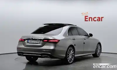 Mercedes-Benz E-Class, 2022