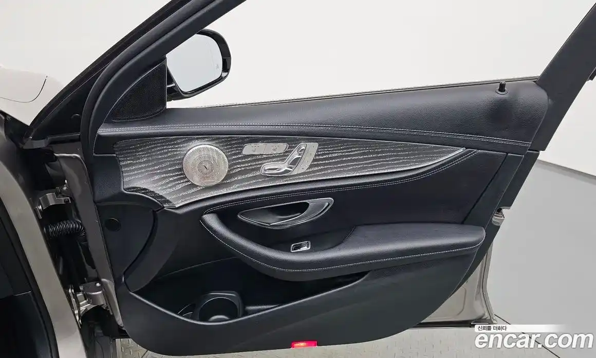Mercedes-Benz E-Class 2022 2.0 гидро в Москве № 2126049, фото 13