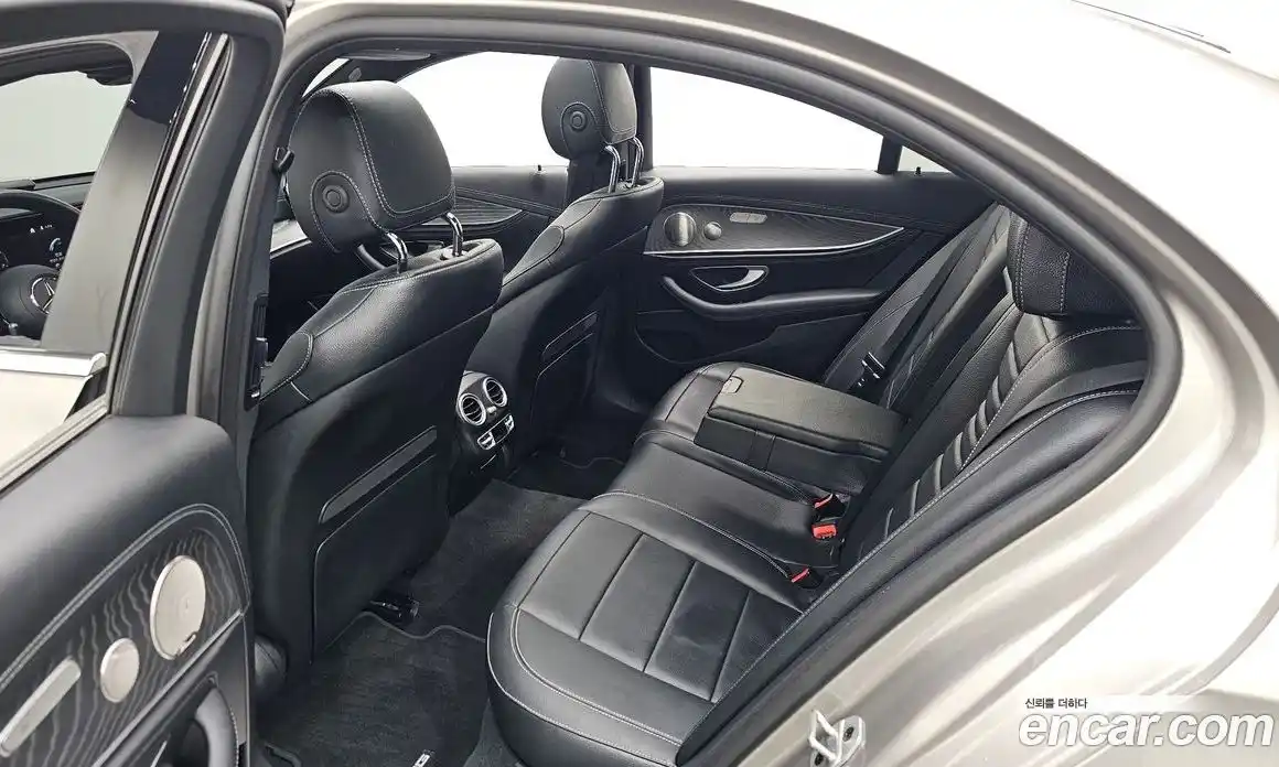 Mercedes-Benz E-Class 2022 2.0 гидро в Москве № 2126049, фото 17