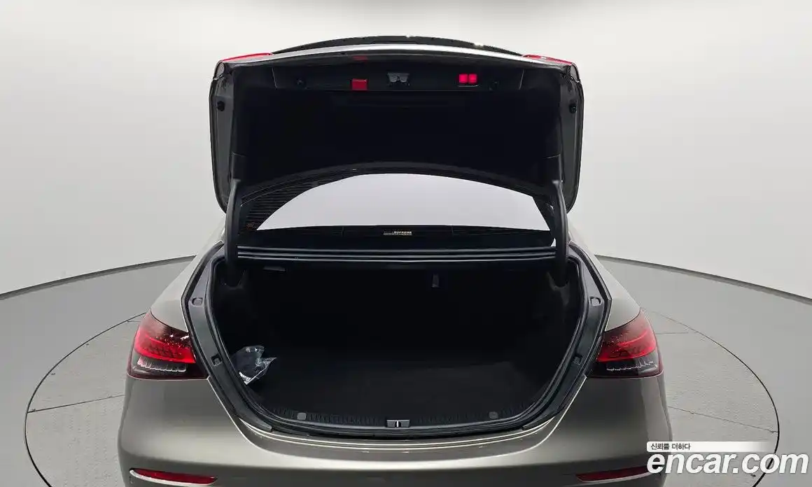 Mercedes-Benz E-Class 2022 2.0 гидро в Москве № 2126049, фото 21