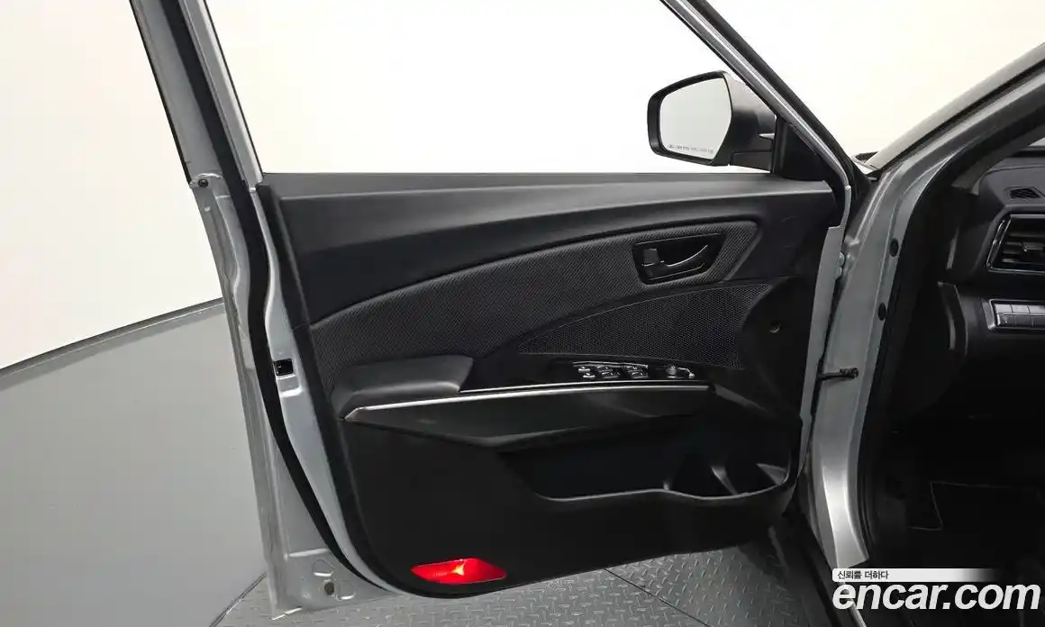 SsangYong TIBOLI 2020 1.5 гидро в Москве № 2126055, фото 14